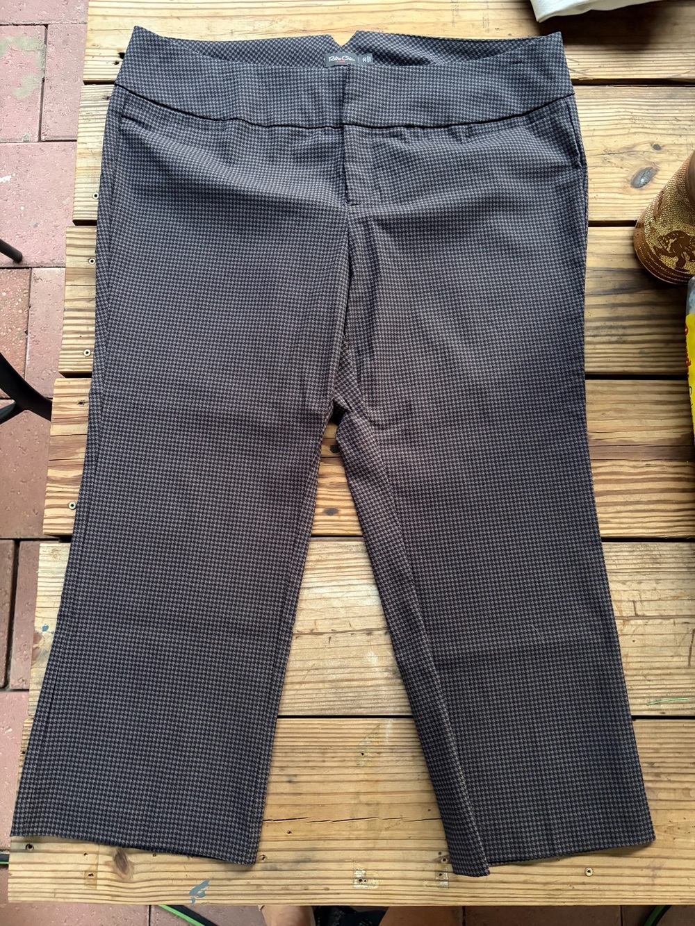 Retro Chic by Torrid Slim Straight Pants in Charcoal Houndstooth